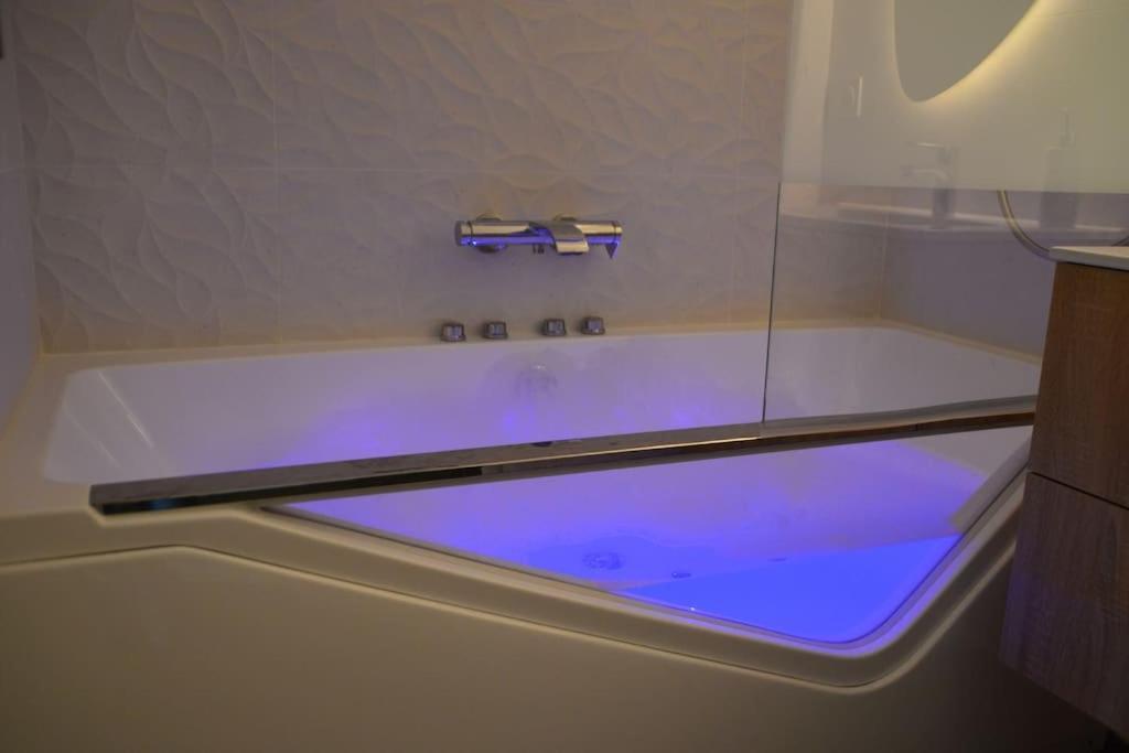 Mini-Duplex Cosy Avec Magnifique Vue Mer دوفييل المظهر الخارجي الصورة