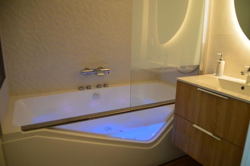 Mini-Duplex Cosy Avec Magnifique Vue Mer دوفييل المظهر الخارجي الصورة